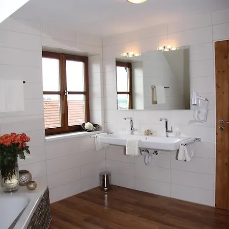 - Restaurant Eberlwirt Bruckberg