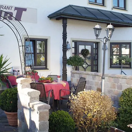 - Restaurant Eberlwirt 호텔 Bruckberg