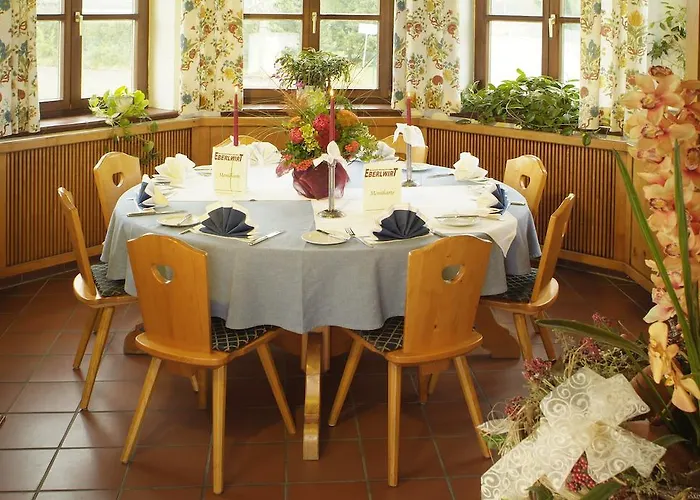 - Restaurant Eberlwirt Hotel Bruckberg