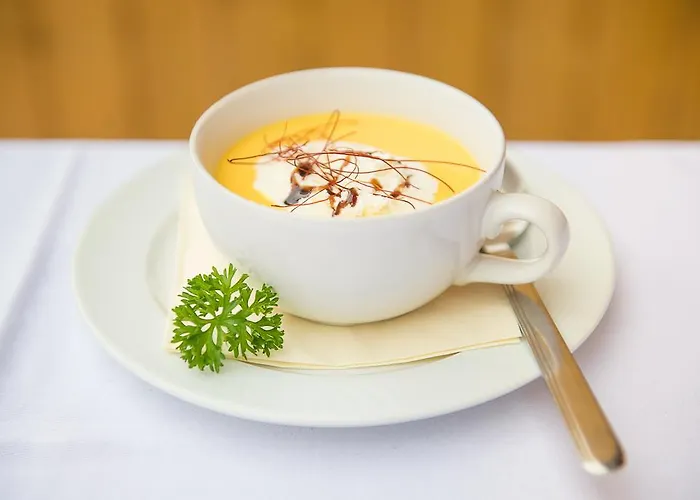 - Restaurant Eberlwirt Hotel Bruckberg